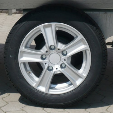 Komplettrad 195/50 R13 104/101 N auf Alu Felge