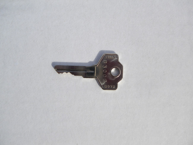 Schlüssel #G. bis 10/2007 (6310511) Ersatzteil f. PKW Anhänger